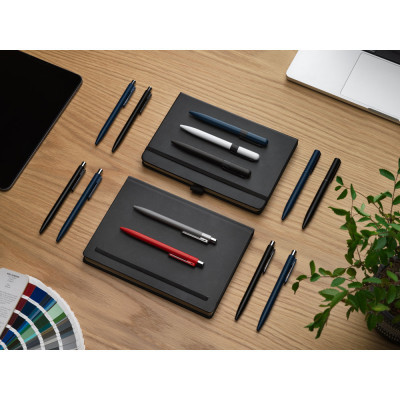 ELSIE ROUND. Metal ballpoint (60 recycled) with rounded design